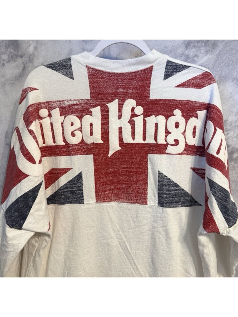 Disney United Kingdom Spirit Jersey T Shirt White Long Sleeve Size XL